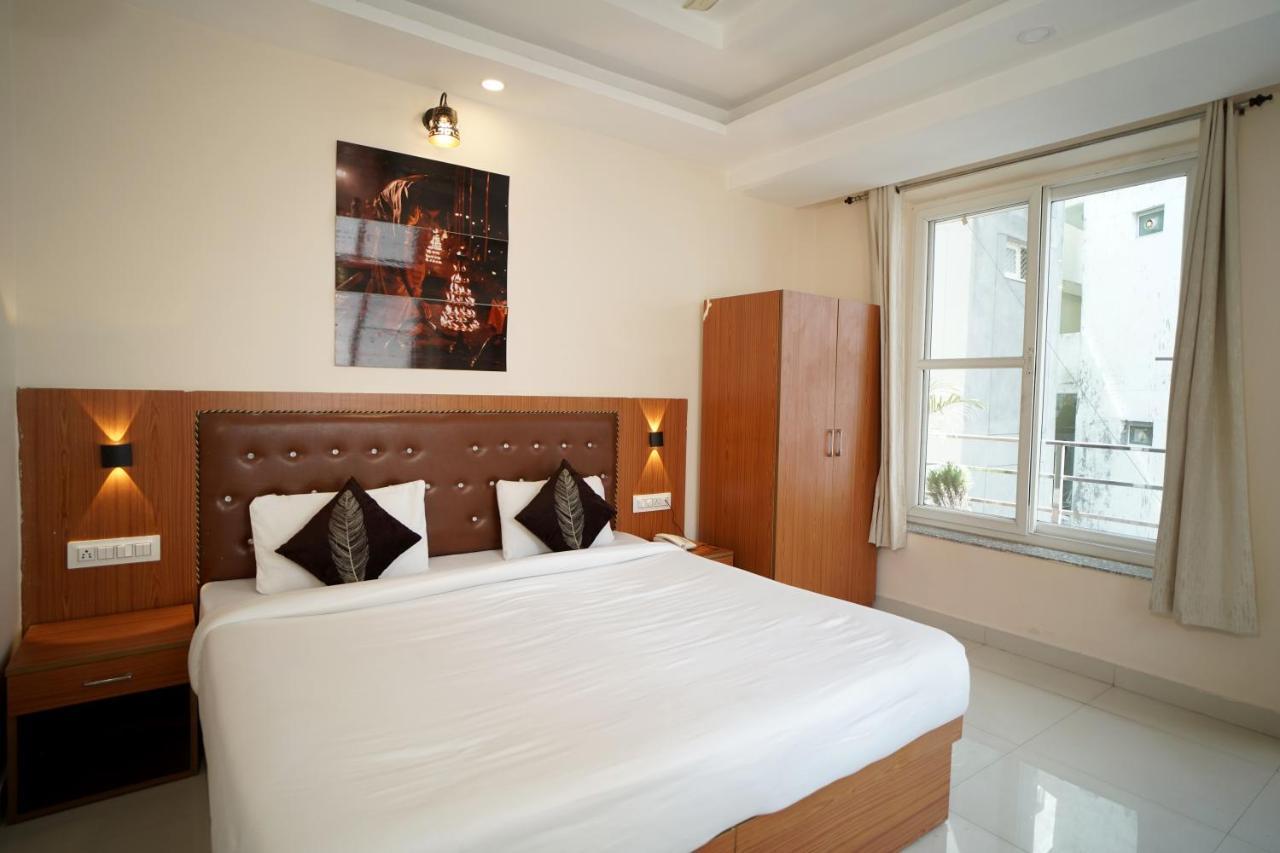 Karwaan Hostel Rishīkesh Zewnętrze zdjęcie