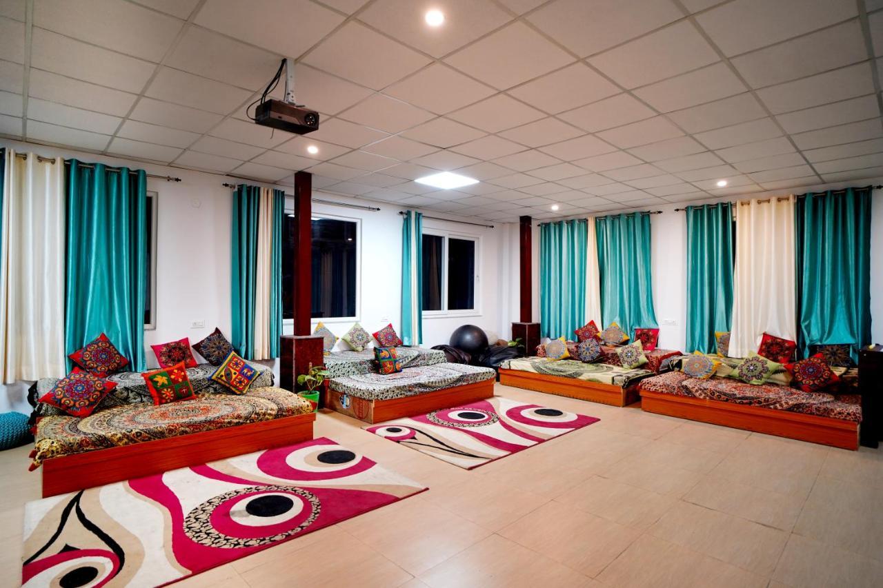 Karwaan Hostel Rishīkesh Zewnętrze zdjęcie