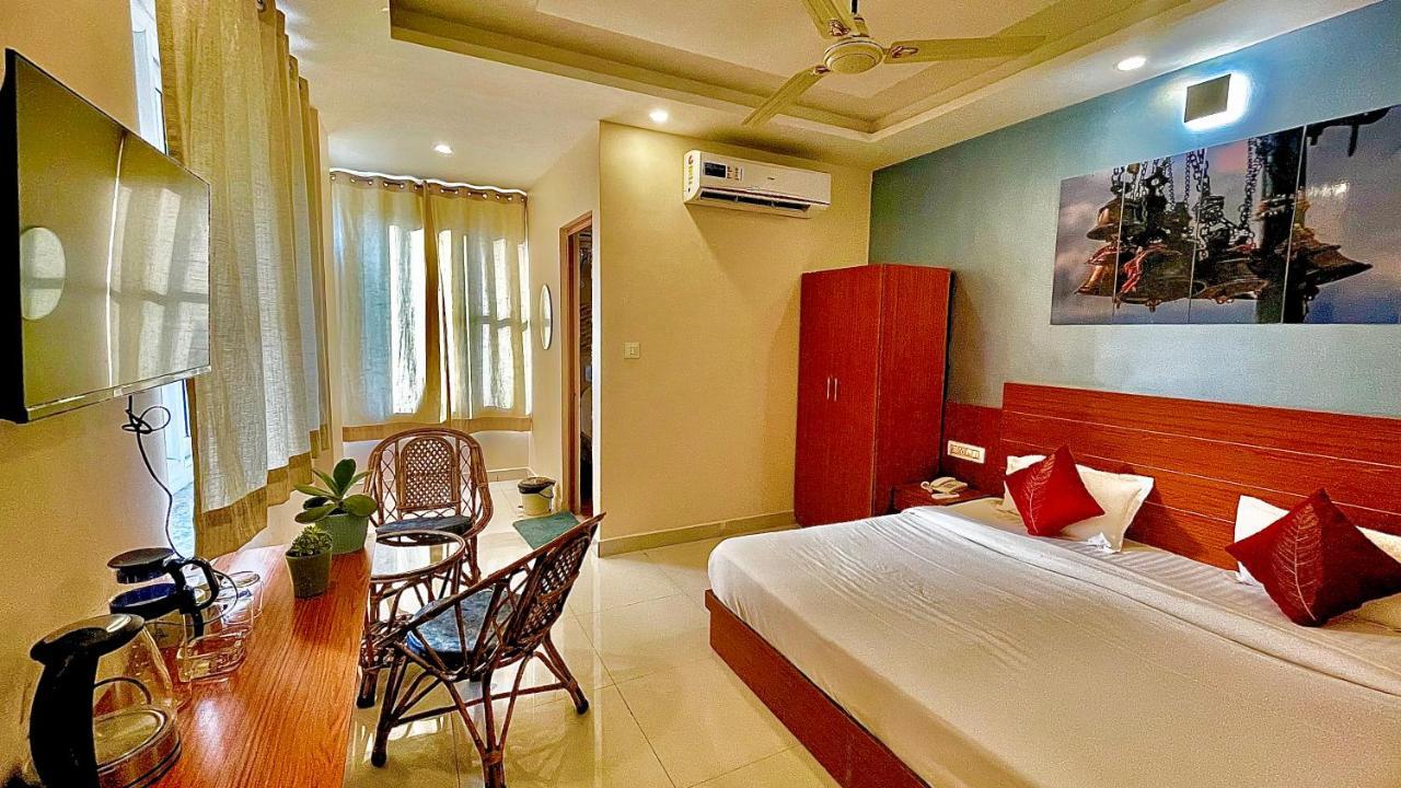Karwaan Hostel Rishīkesh Zewnętrze zdjęcie